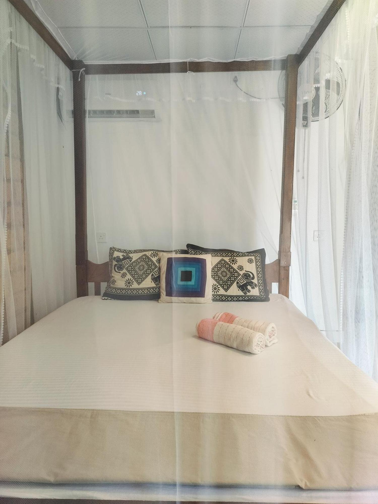 Nancy Guest Hotel Mirissa Ngoại thất bức ảnh