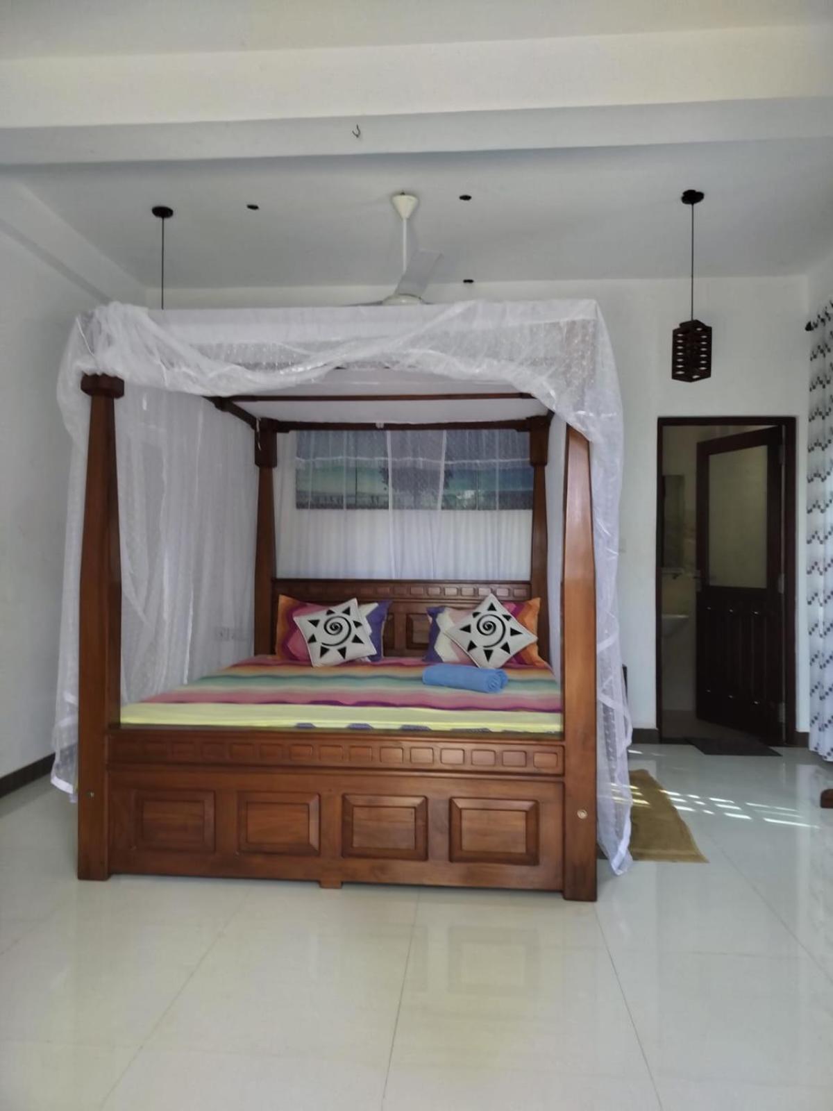 Nancy Guest Hotel Mirissa Ngoại thất bức ảnh