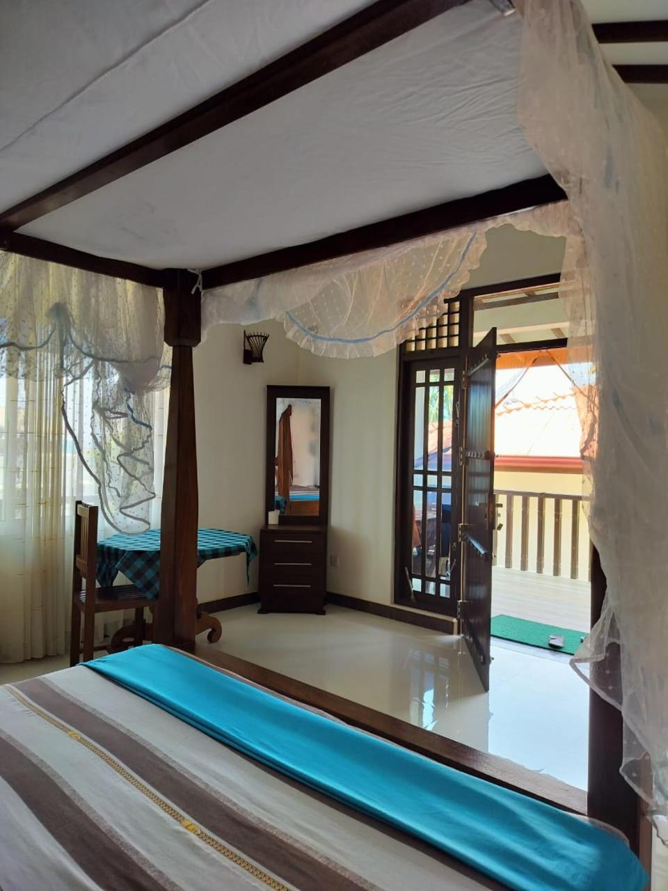 Nancy Guest Hotel Mirissa Ngoại thất bức ảnh