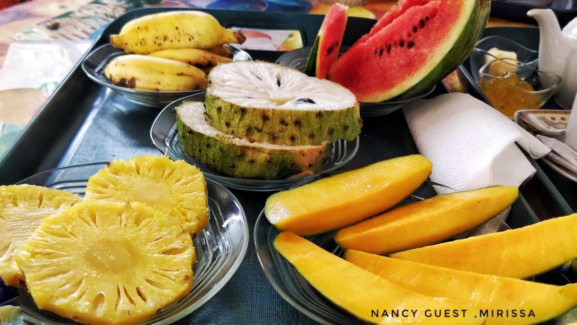 Nancy Guest Hotel Mirissa Ngoại thất bức ảnh